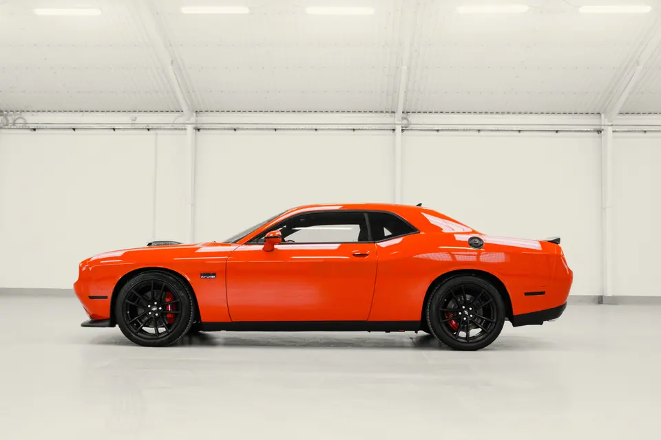 Bok auta – Dodge Challenger R/T Shaker, detailing, studio Premium-Auto Szczecin