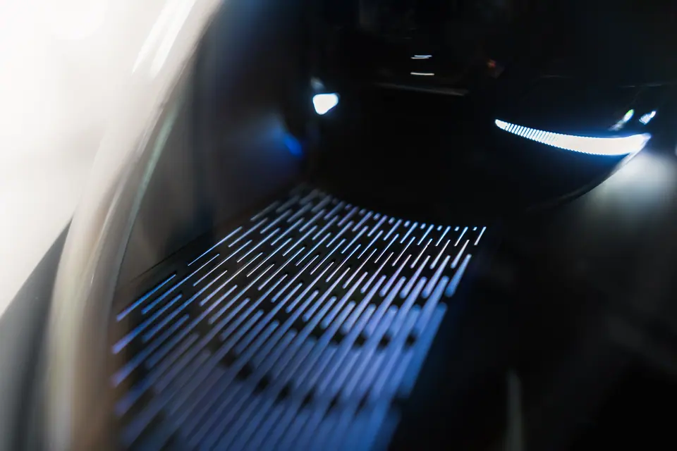 Reflektor w świetle inspekcyjnym – Porsche 911 GT3 RS, detailing i zabezpieczenie lakieru, studio Premium-Auto Szczecin