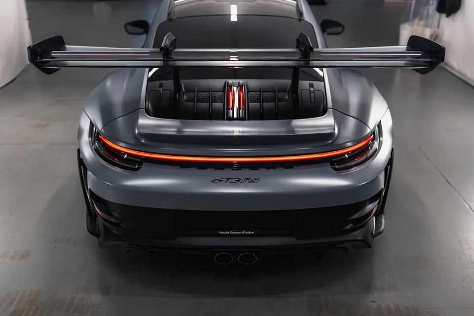 Tył auta w studiu – Porsche 911 GT3 RS, detailing i zabezpieczenie lakieru, studio Premium-Auto Szczecin