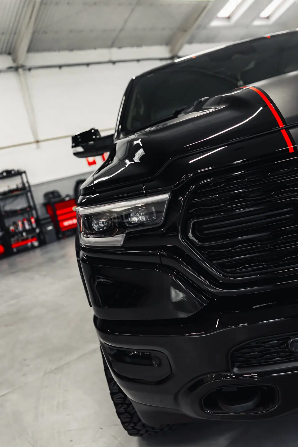 Przód RAM 1500 z bliska – RAM 1500, detailing, Premium-Auto Szczecin